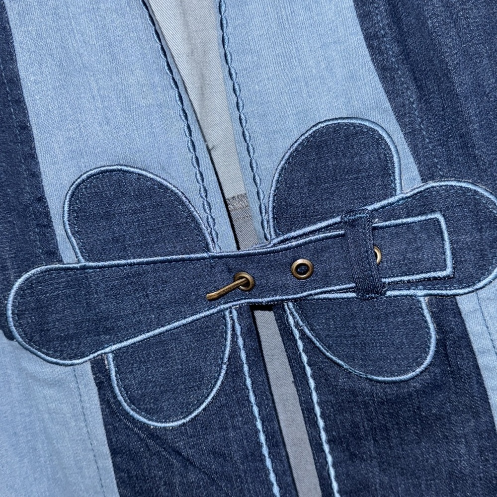 Vest Two-Tone Denim jean belt front closure size 6 sleeveless - Picture 4 of 5